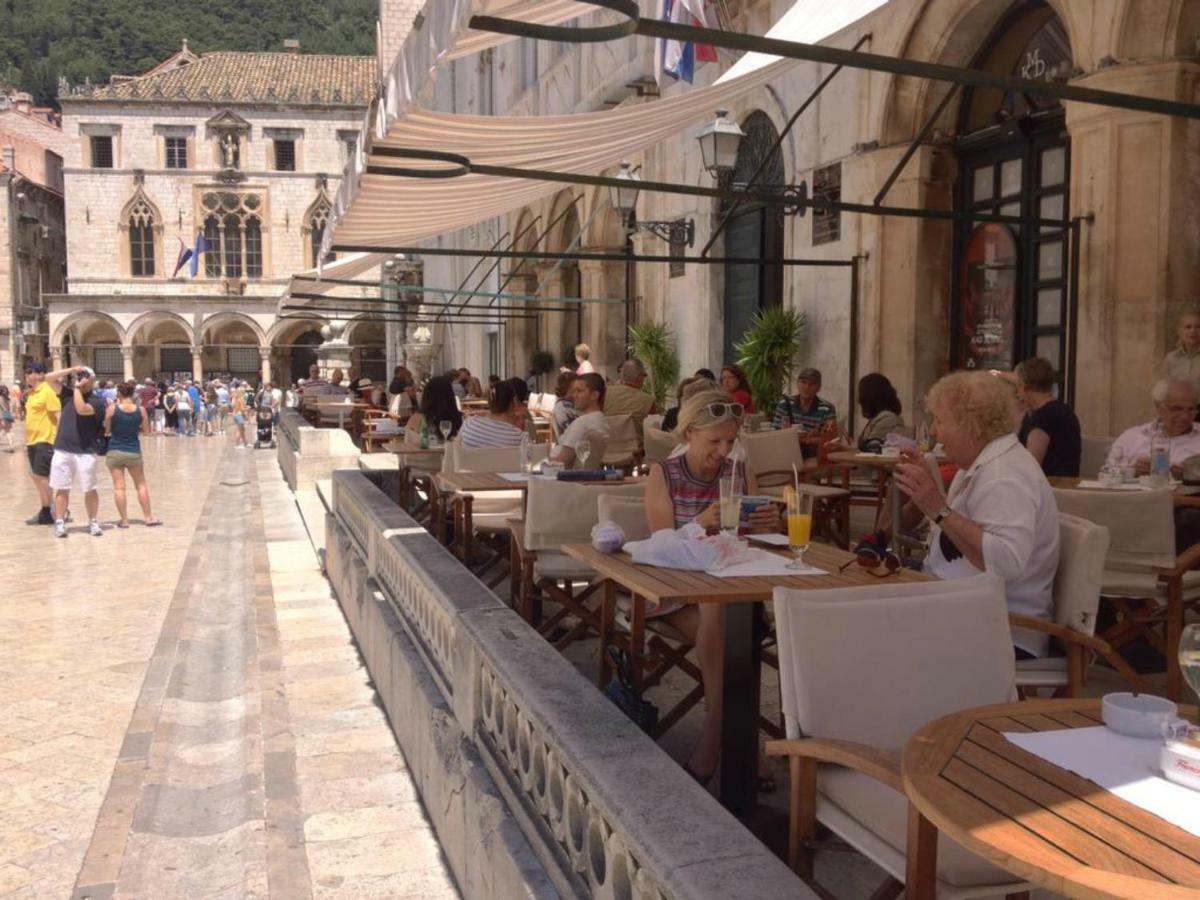 Apartments Adriana Flora Ντουμπρόβνικ Εξωτερικό φωτογραφία